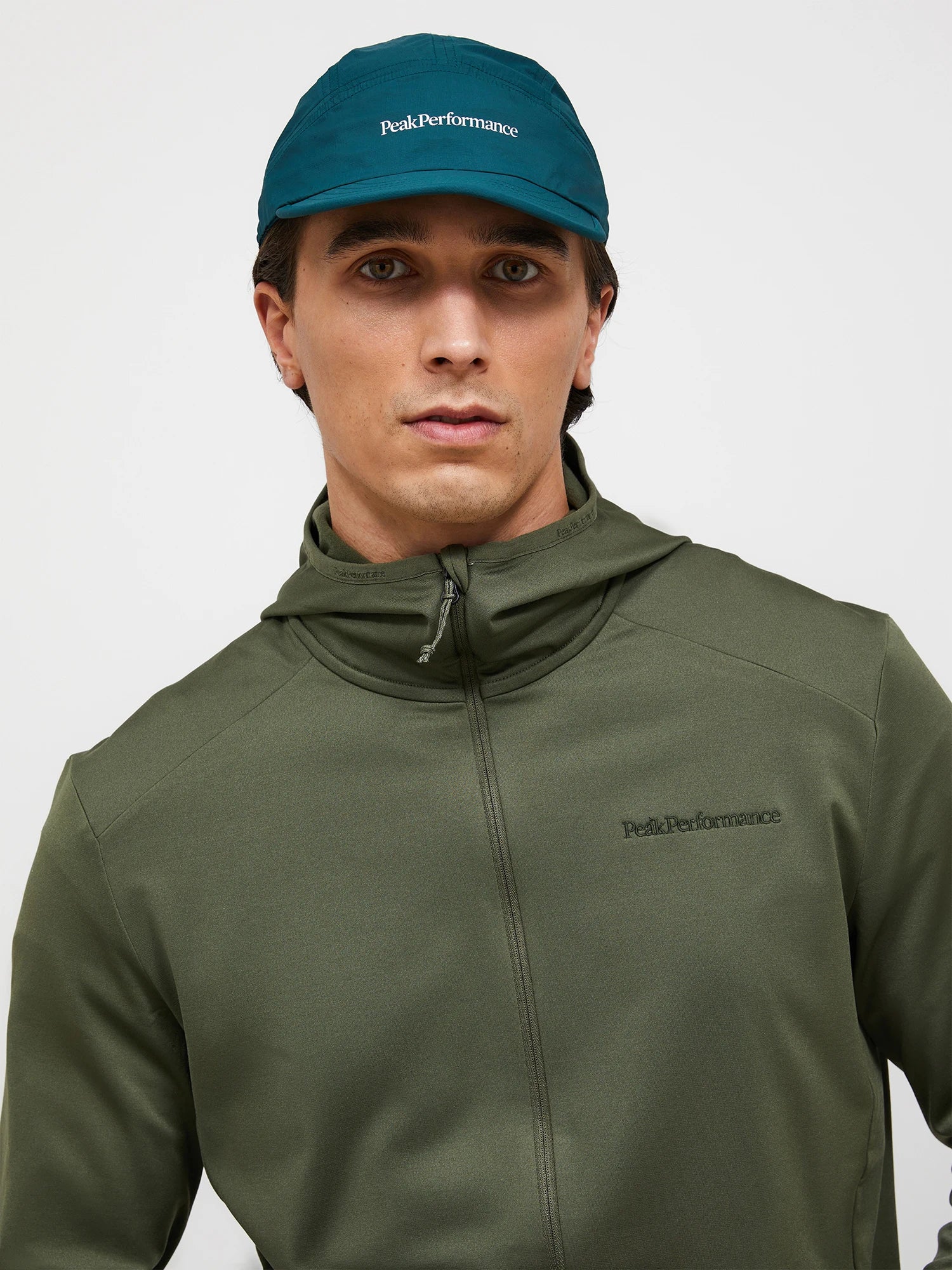 Light Zip Hood Man
