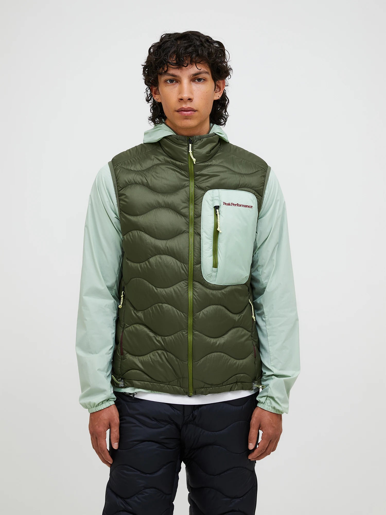 Helium Utility Down Vest Man