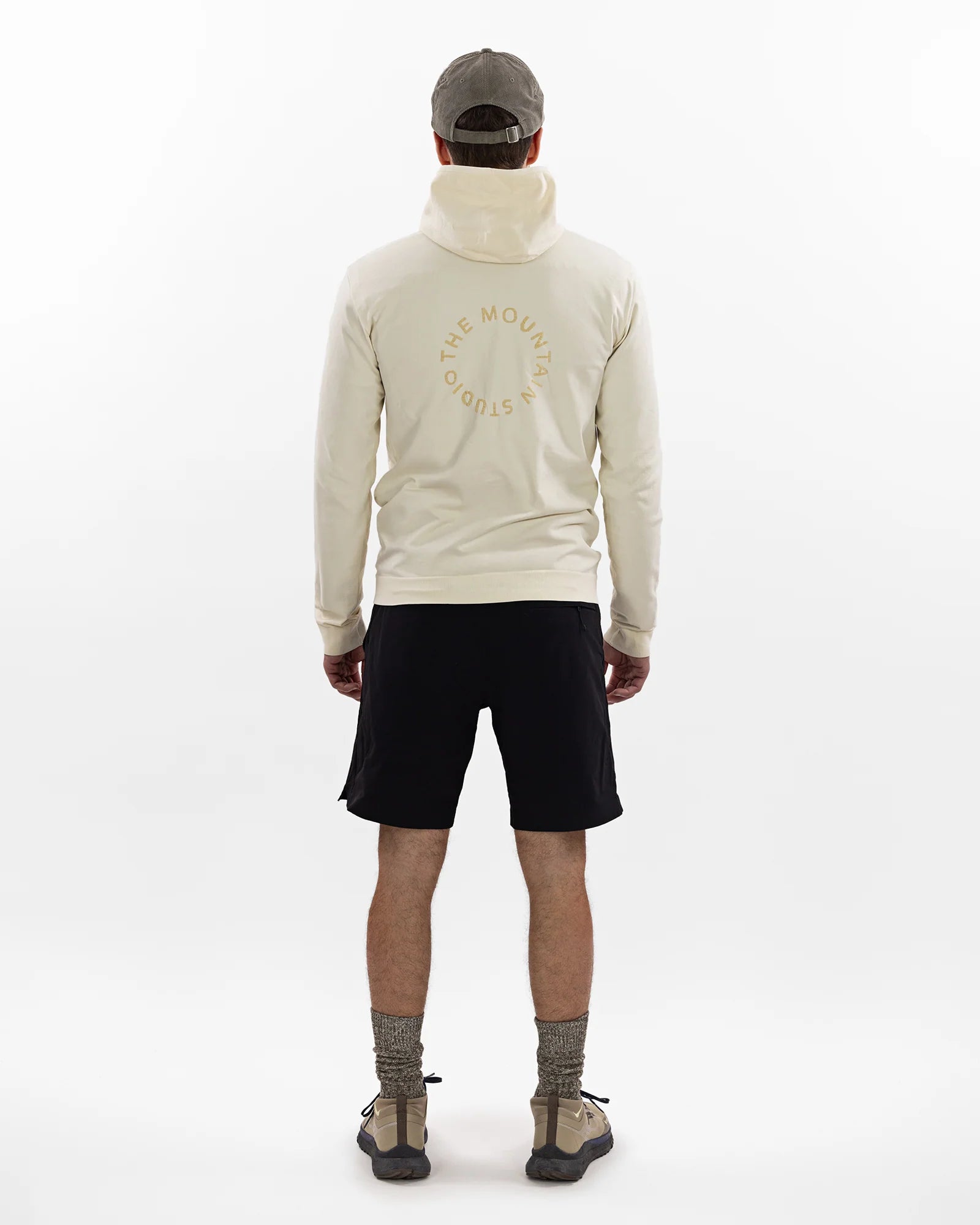 Field Shorts Man