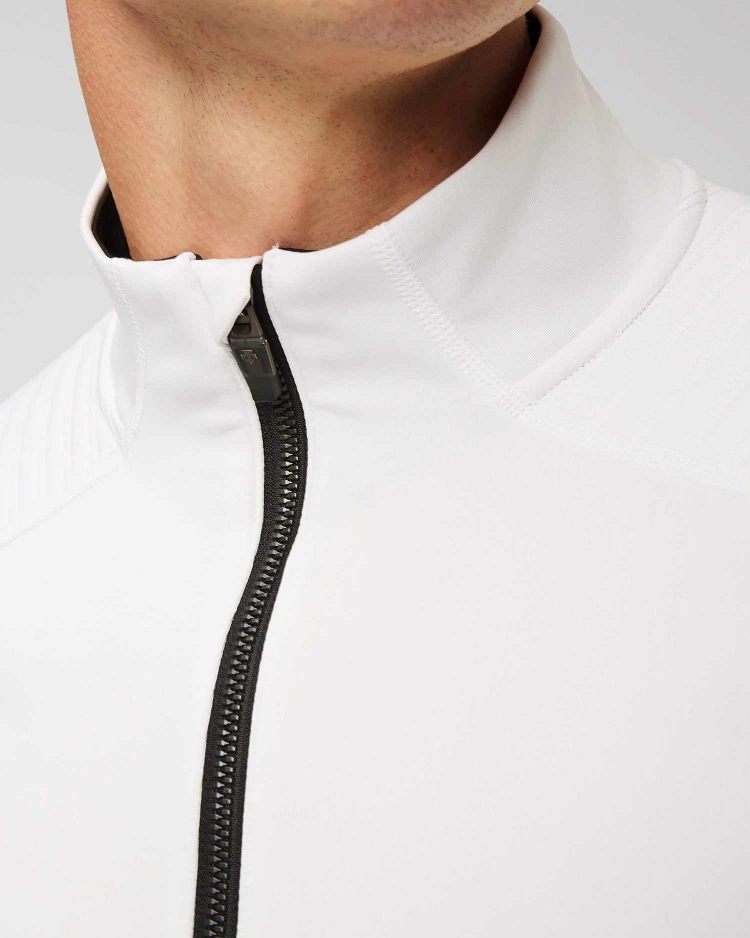 Descente Piccard T-Neck Shirt Men spw.