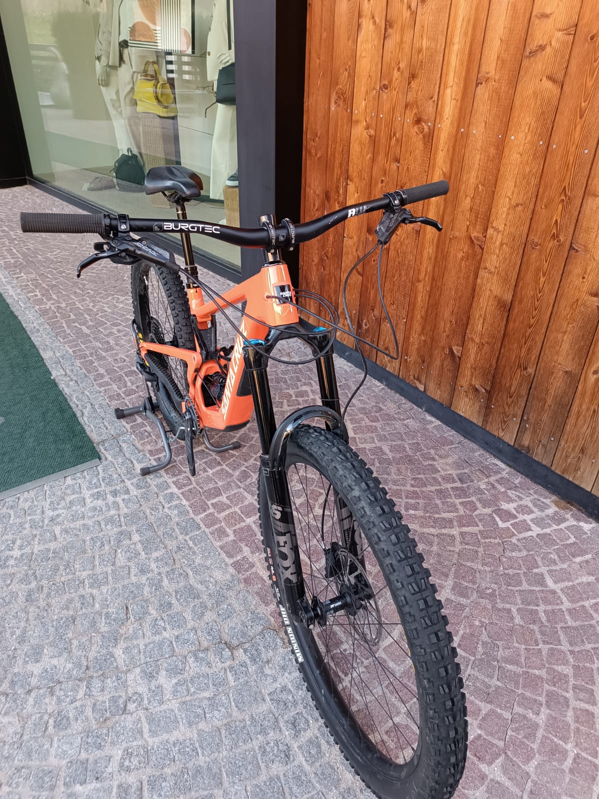 Bronson 4 S/Carbon C/MX