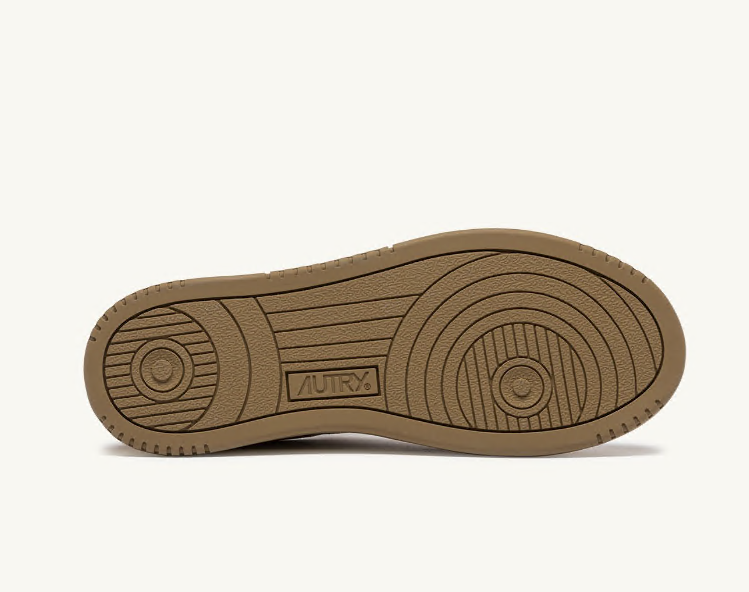 Medalist Low Platinum Suede Beige Sugar Wmn